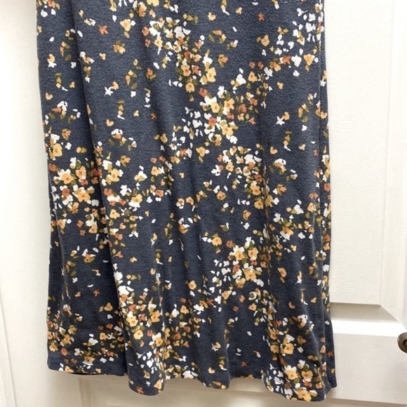 LC Lauren Conrad woman's size xs floral summer dress with tie arms - Picture 3 of 8